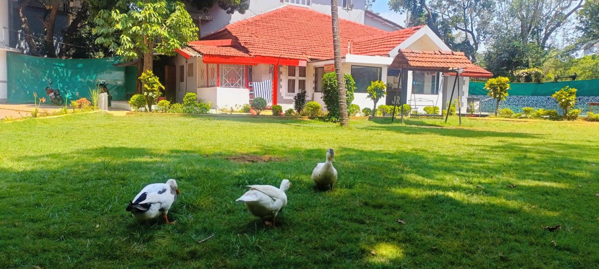Jewel Resort Lonavla Zewnętrze zdjęcie