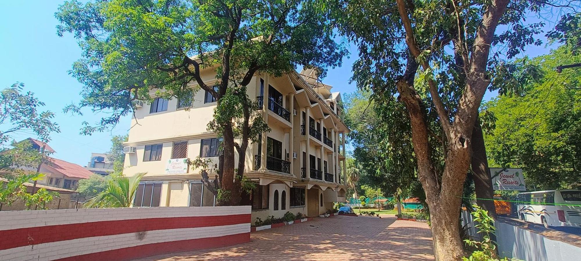 Jewel Resort Lonavla Zewnętrze zdjęcie